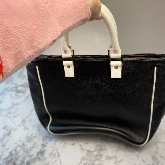 LaLucca Black & White ColorBlock Handbag pink Lining - Picture 10 of 15